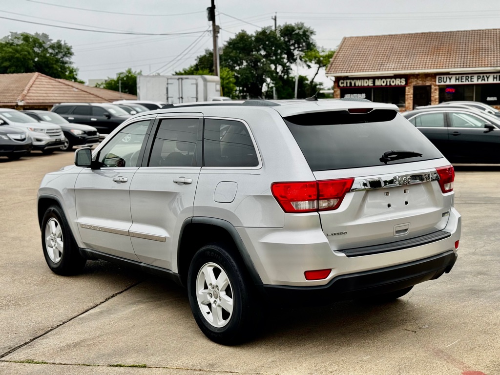 2011 JEEP GRAND CHEROKEE LAREDO