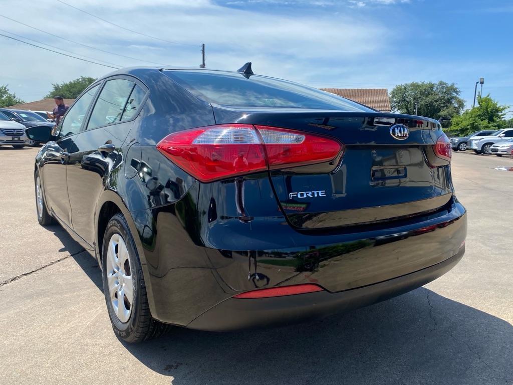 2015 KIA FORTE LX