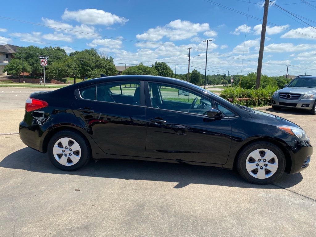 2015 KIA FORTE LX