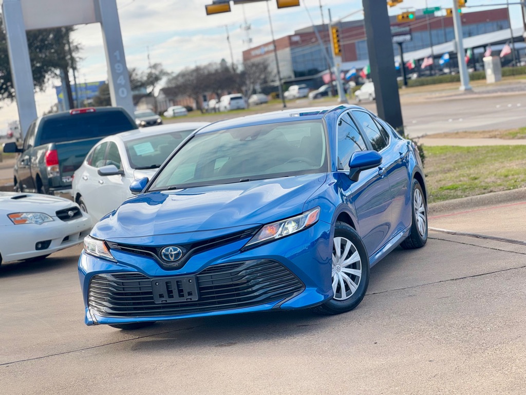 2020 TOYOTA CAMRY LE