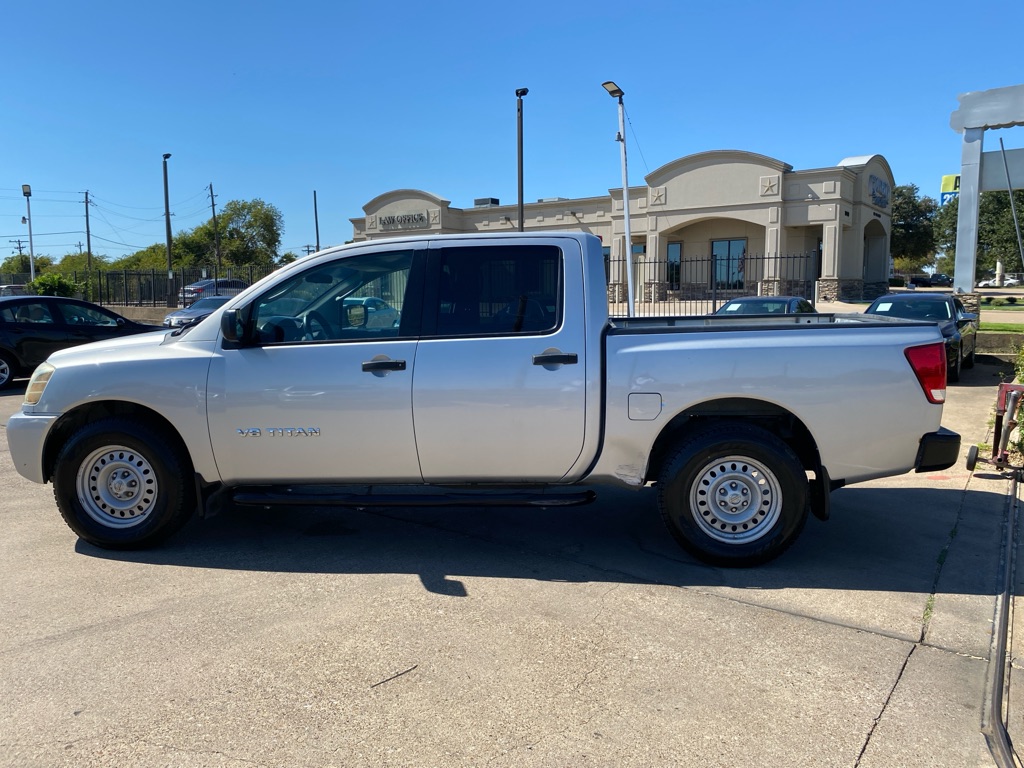 2011 NISSAN TITAN S