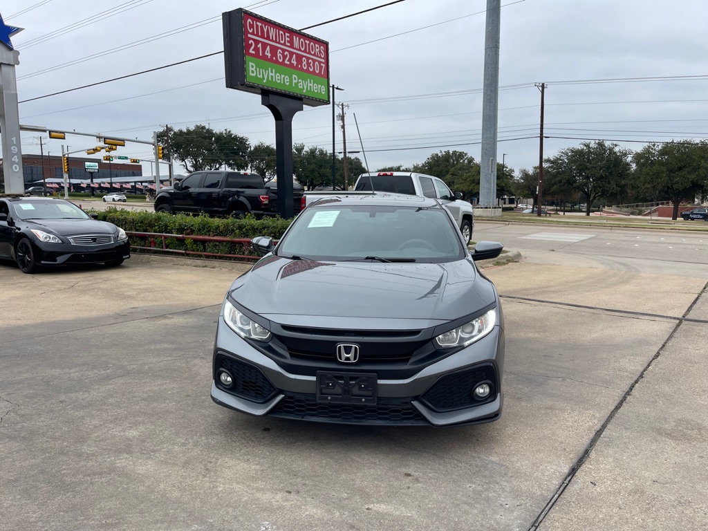 2018 Honda Civic Hatchback EX's photo