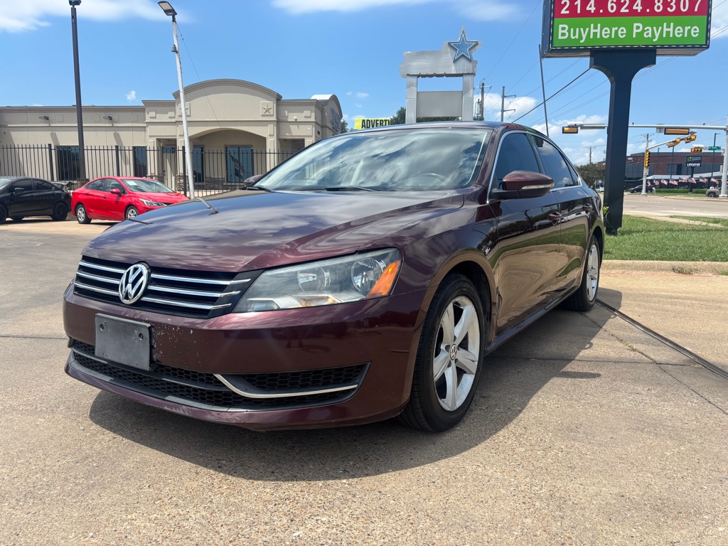 2012 VOLKSWAGEN PASSAT SE