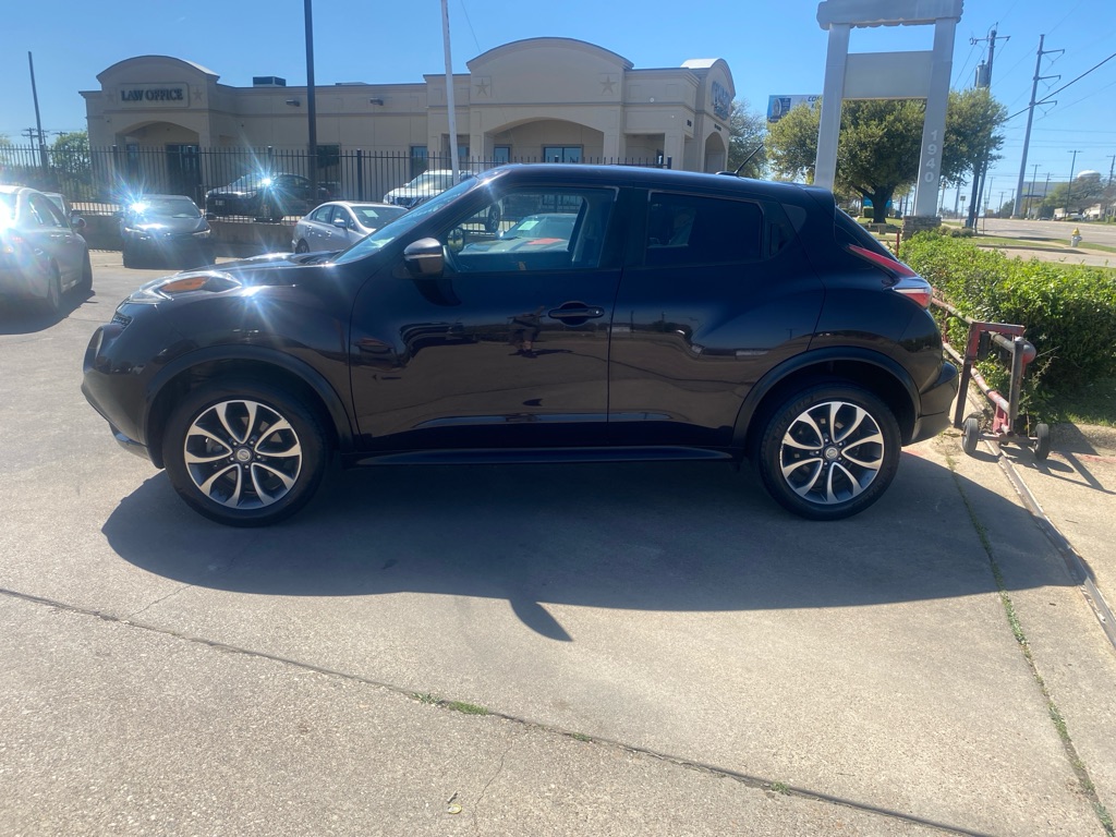 2017 NISSAN JUKE S