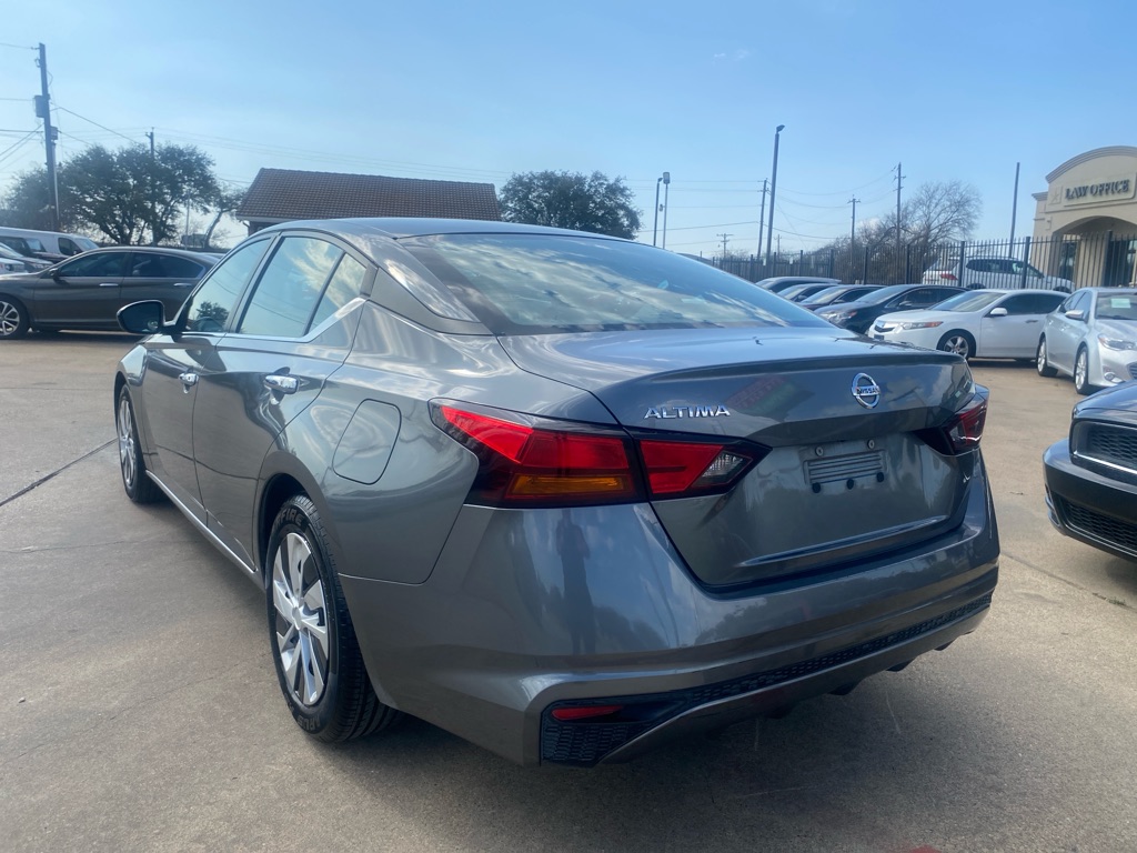 2022 NISSAN ALTIMA S