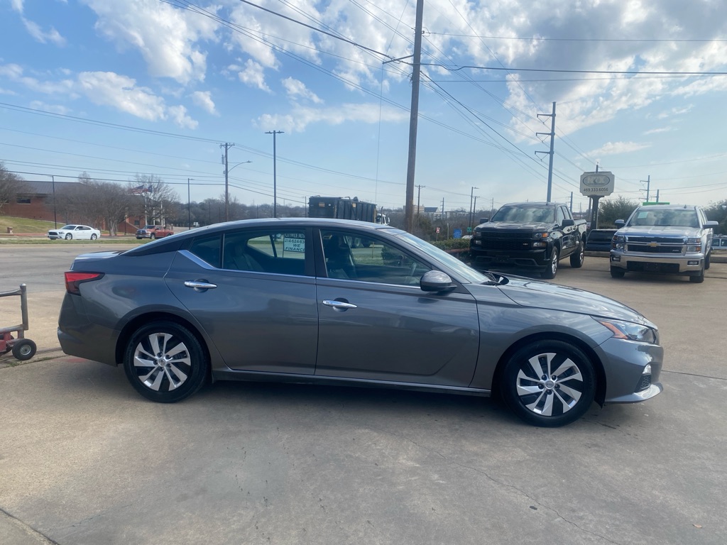 2022 NISSAN ALTIMA S