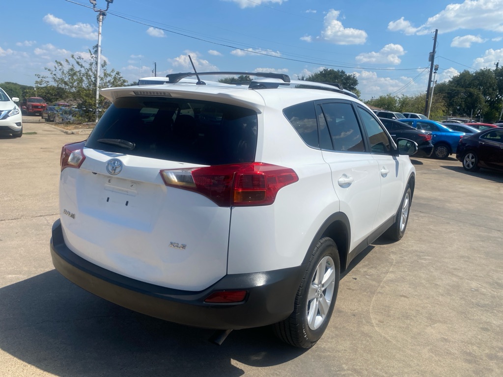 2013 TOYOTA RAV4 XLE