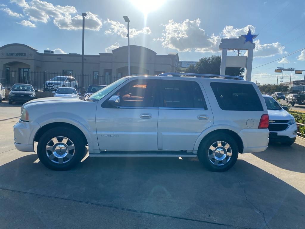 2005 LINCOLN NAVIGATOR