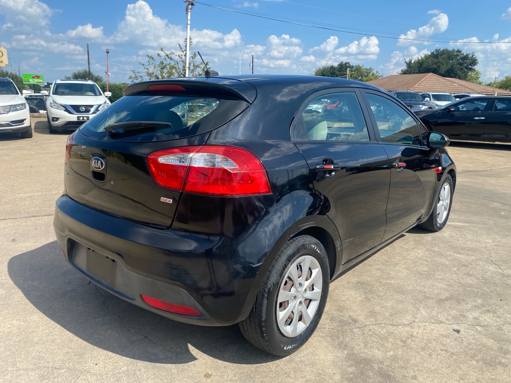 2013 KIA RIO LX