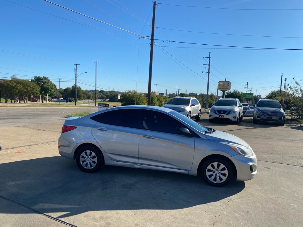 2015 HYUNDAI ACCENT GLS